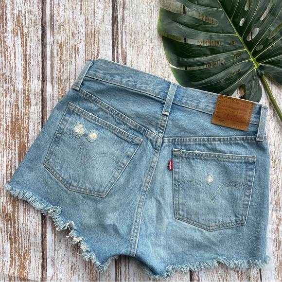 Levi’s Premium Distressed Jean Shorts Size 26 - Picture 8 of 9